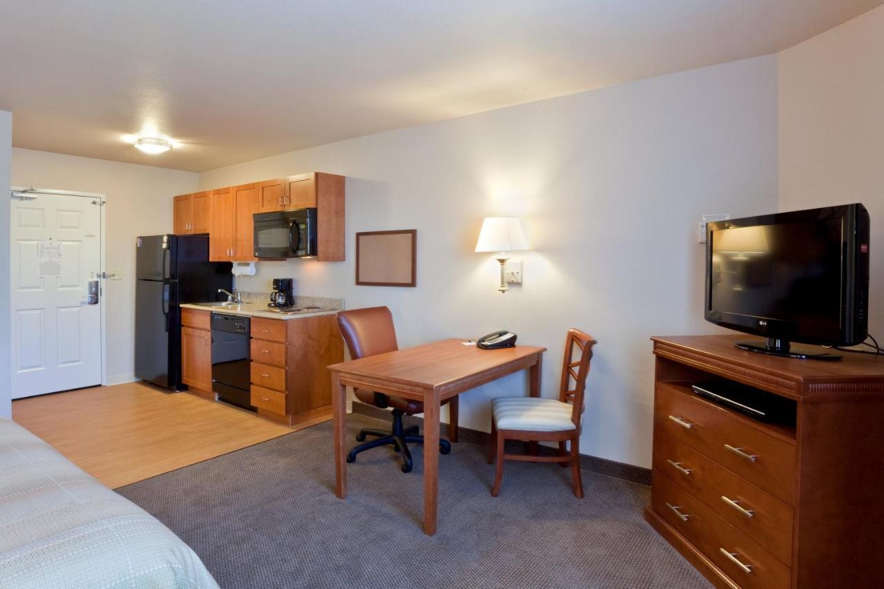 Candlewood Suites Lakewood, An Ihg Hotel Exterior foto